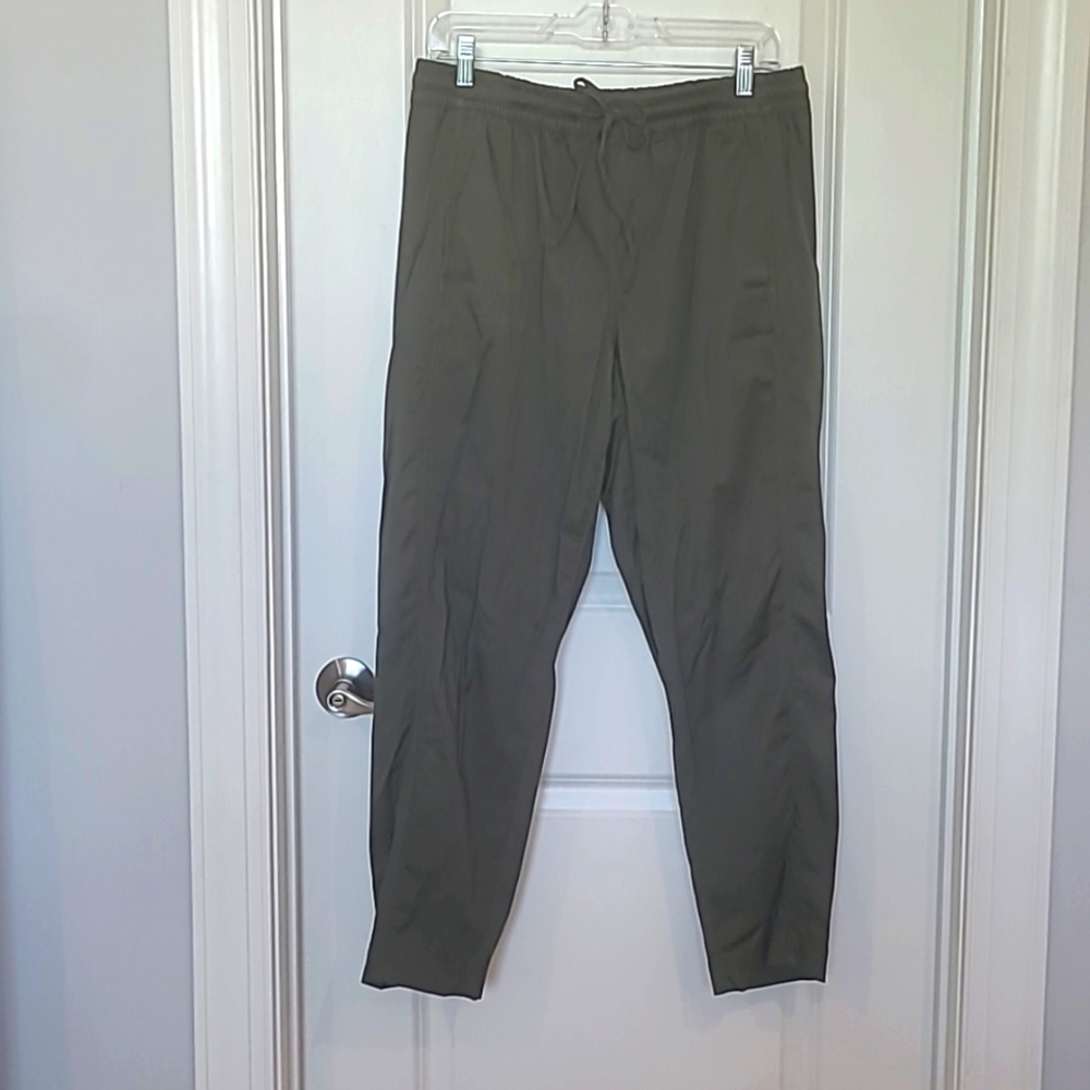 LOFT Lou & Grey Army Green Pants Size L Elastic Waistband